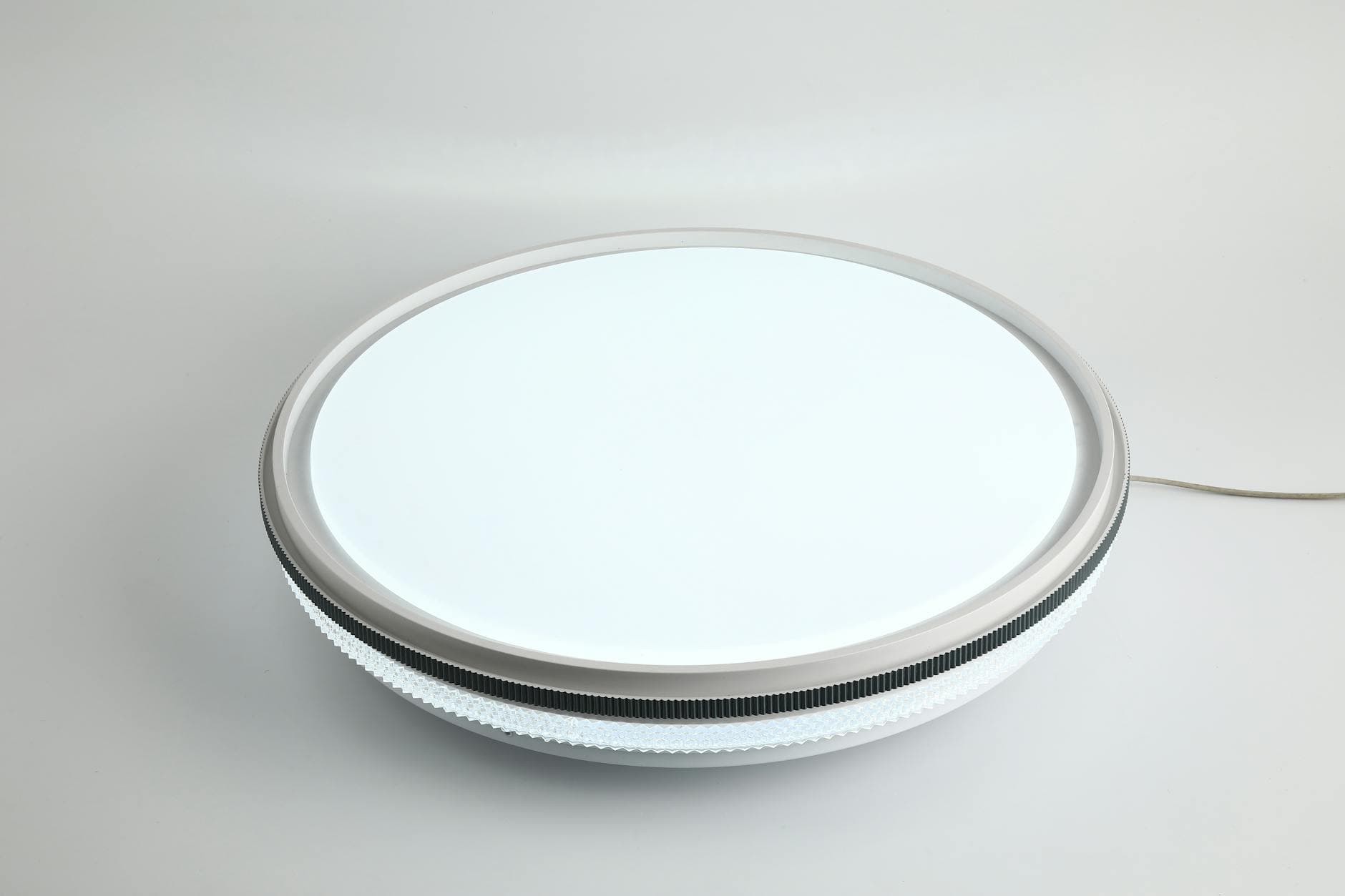 Вградено кръгло LED осветление